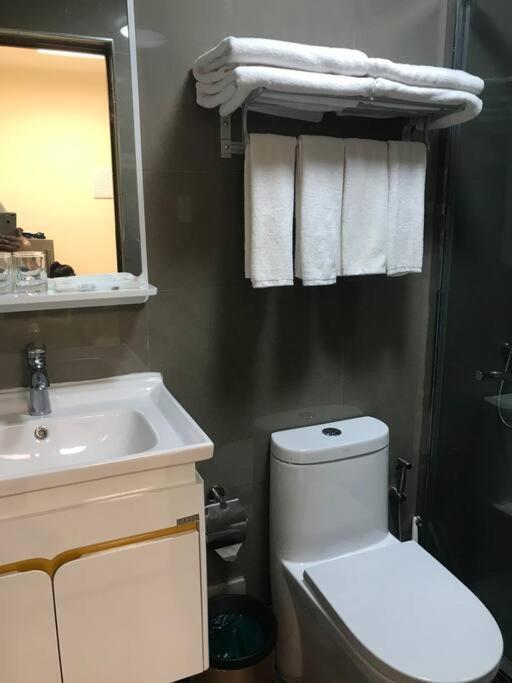Grand Riviera Suites Manila Kültér fotó
