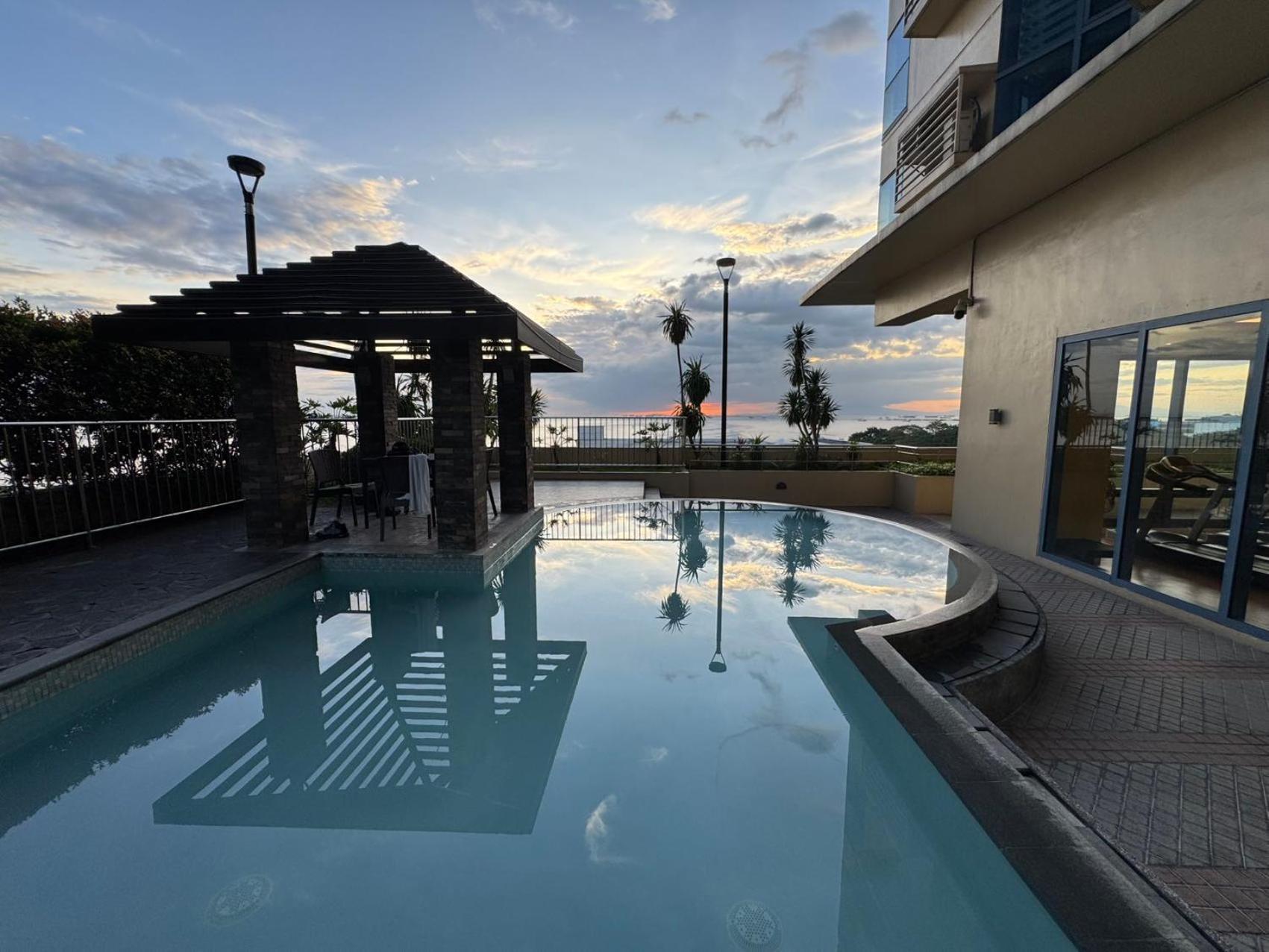 Grand Riviera Suites Manila Kültér fotó