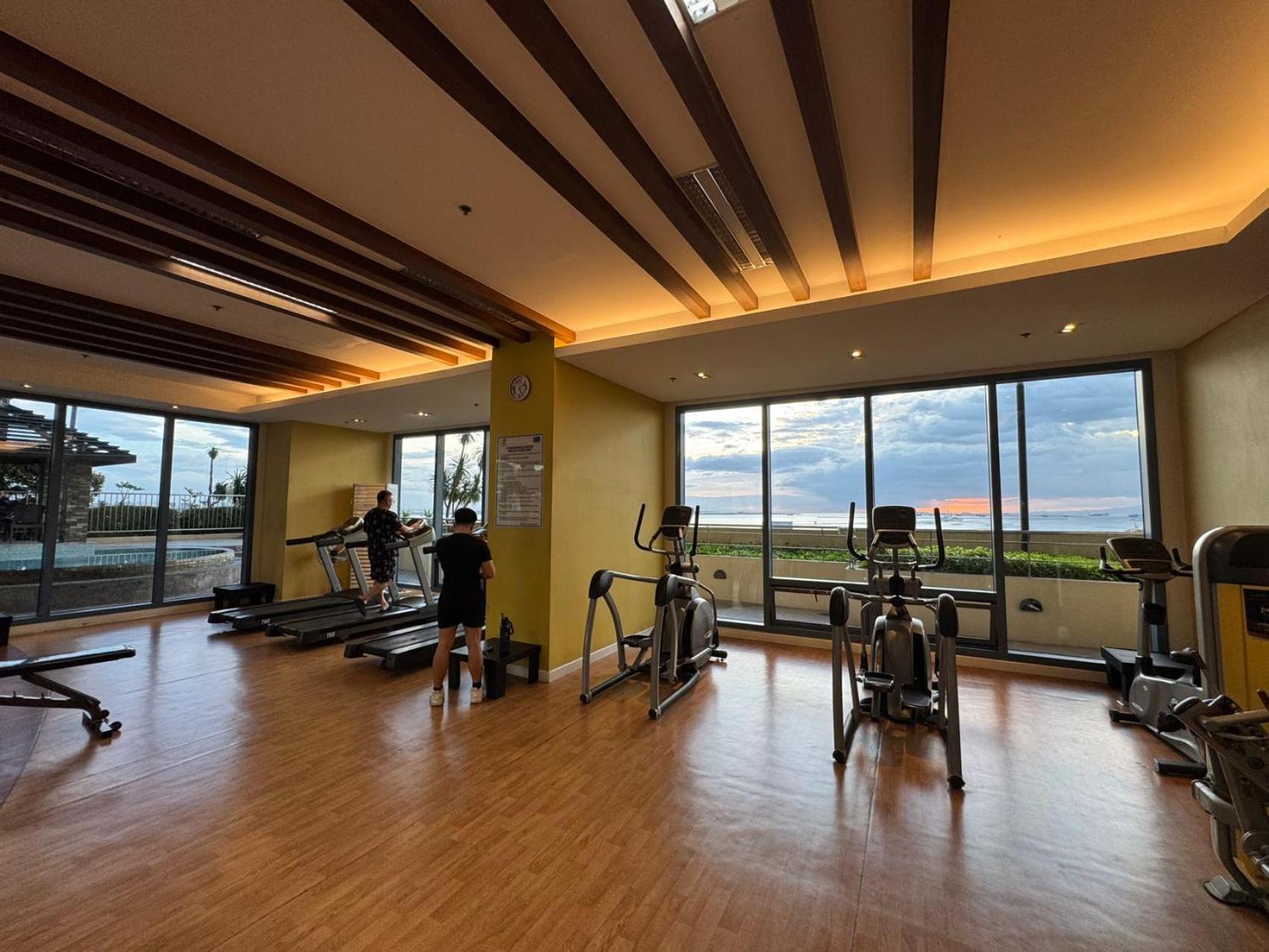 Grand Riviera Suites Manila Kültér fotó